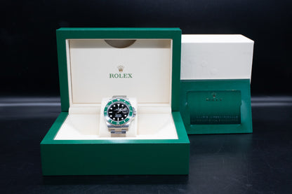 Pre-Owned: Rolex Submariner 122610LV