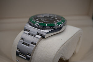Pre-Owned: Rolex Submariner 122610LV