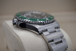 Pre-Owned: Rolex Submariner 122610LV