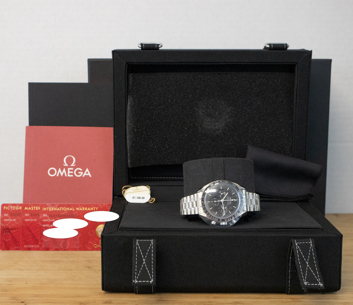 Omega Speedmaster 310.30.42.50.01.002 Sapphire