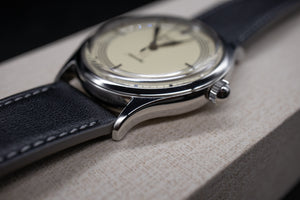 Kurono Tokyo Eggshell