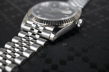Pre-Owned: Rolex Datejust 126334 41mm Diamond Dial