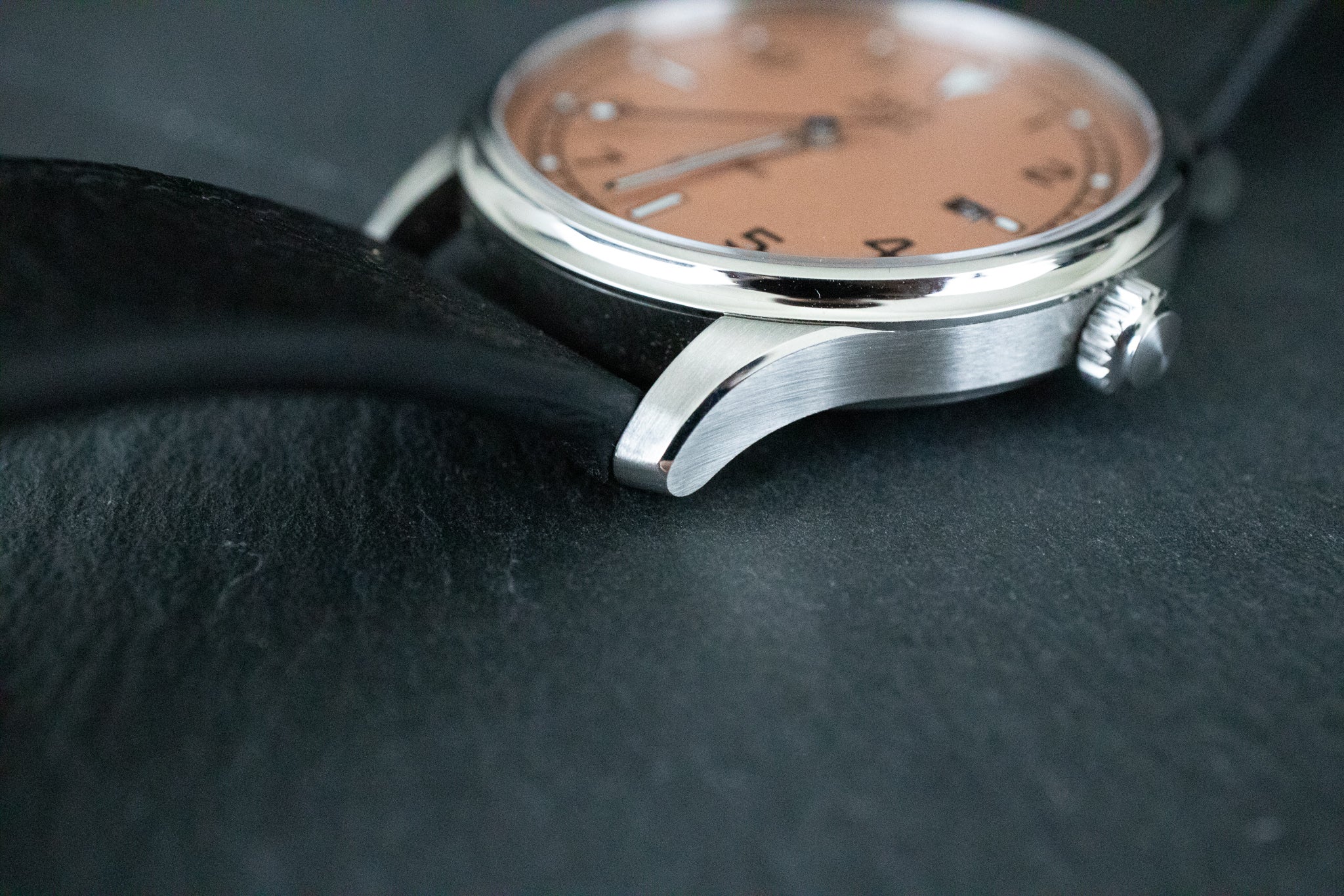 SUF Helsinki 180 Frosted Salmon Dial