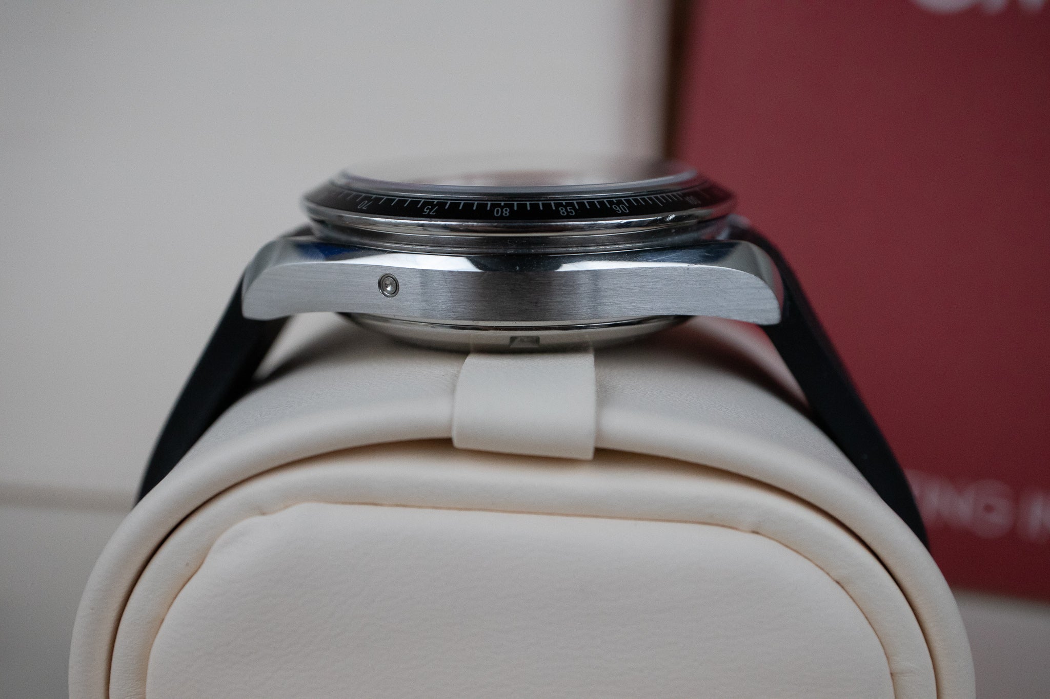 Pre-Owned: Omega Speedmaster Racing 326.32.40.50.01.002