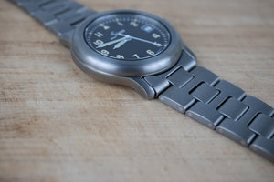 Pre-Owned: Sinn 8826 Titanium