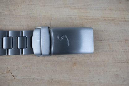Pre-Owned: Sinn 8826 Titanium