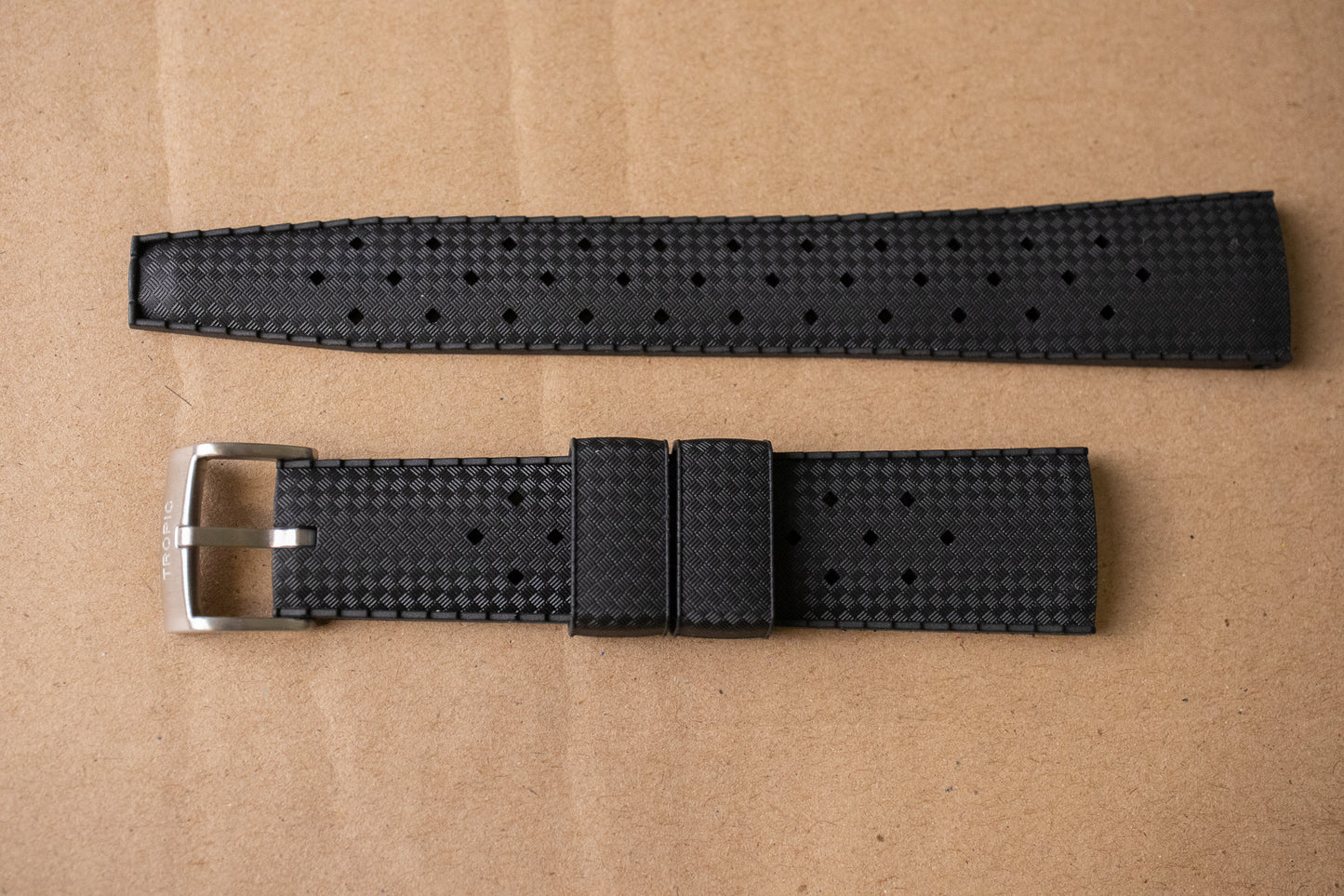 Pre-Owned: Synchron 70’s Military