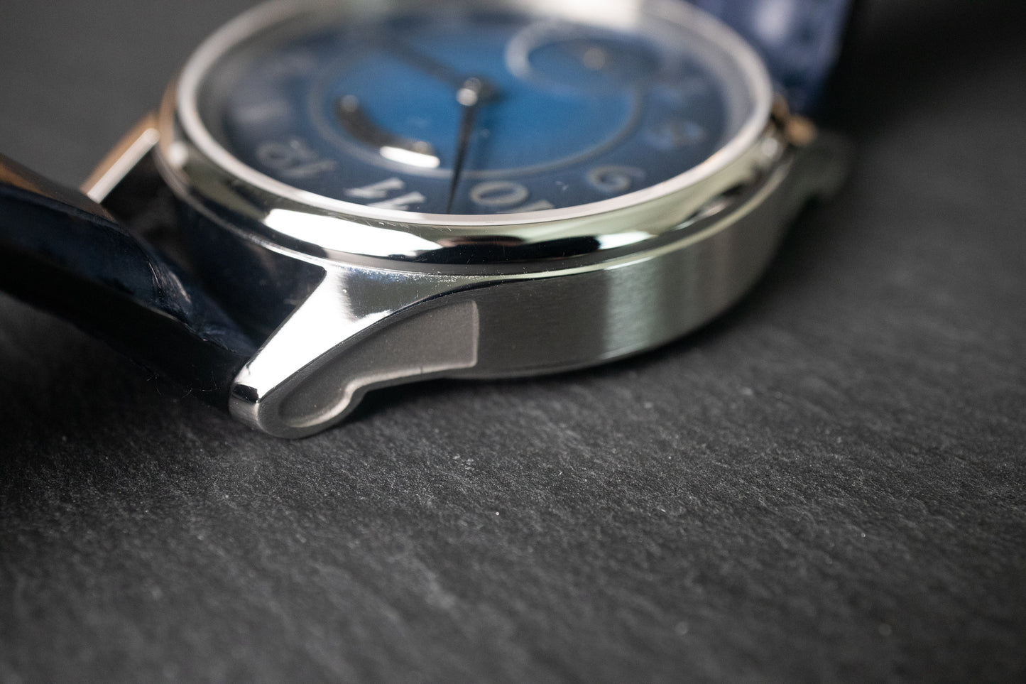 Pre-Owned: Laine Gelidus 2 Blue Fume Dial