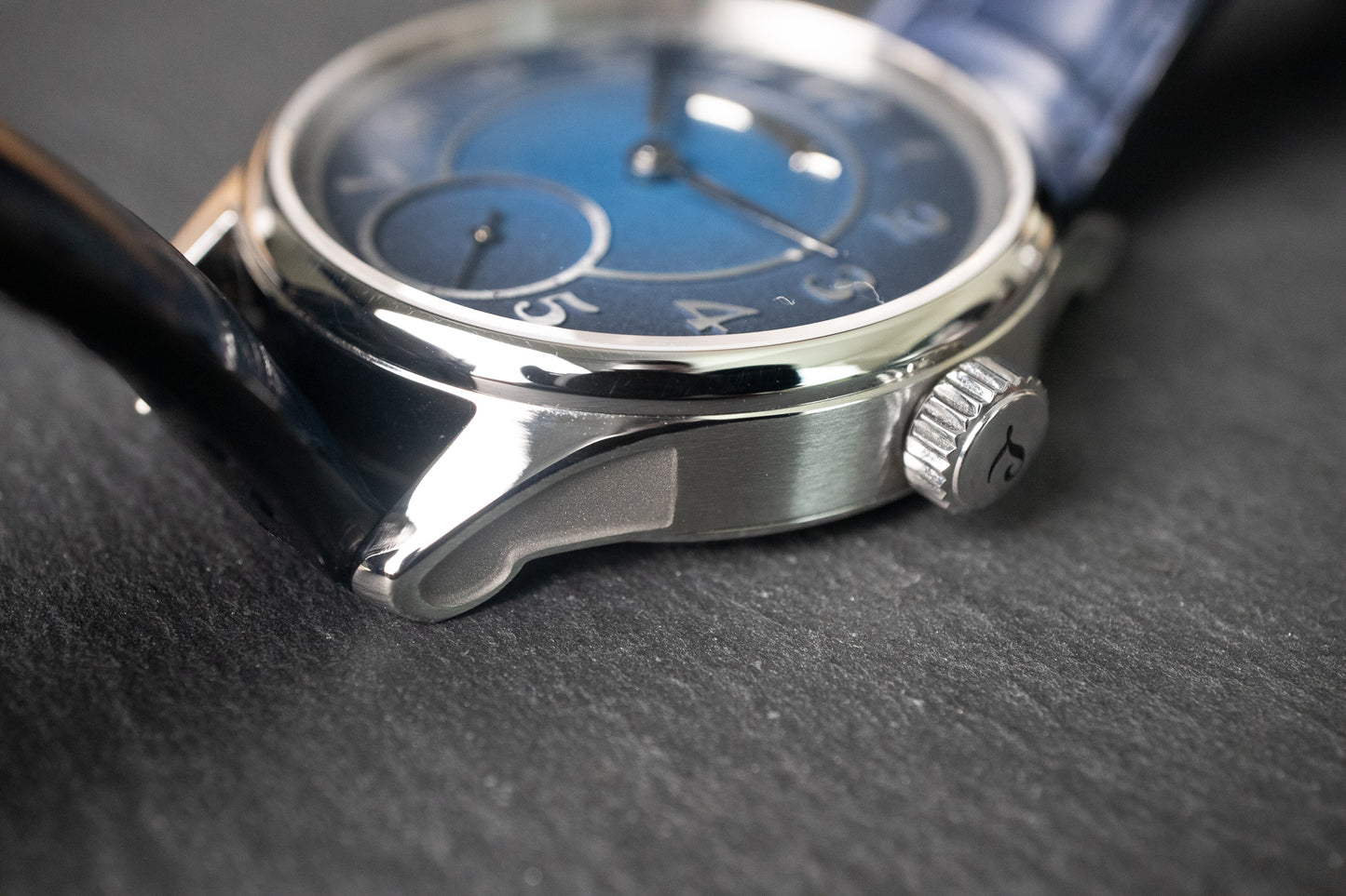 Pre-Owned: Laine Gelidus 2 Blue Fume Dial