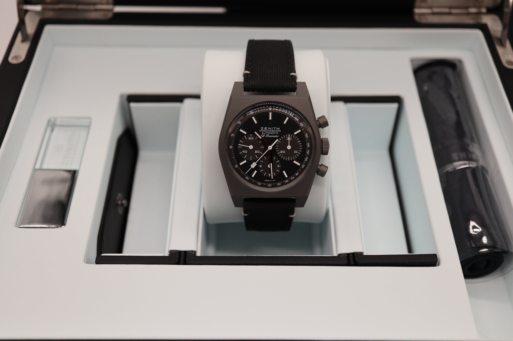 Zenith Chronomaster Revival Shadow 97.T384.4061/21.C822 Titanium