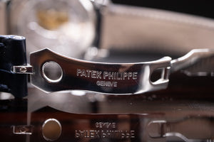 Patek Philippe 39mm 18K White Gold World Time 5130 G Box 5130G