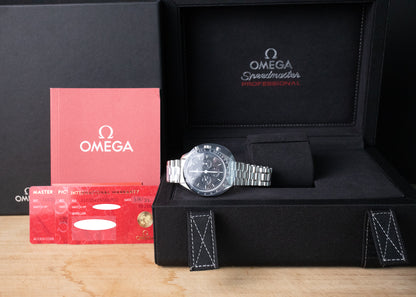 Omega Speedmaster 310.30.42.50.01.002 Sapphire