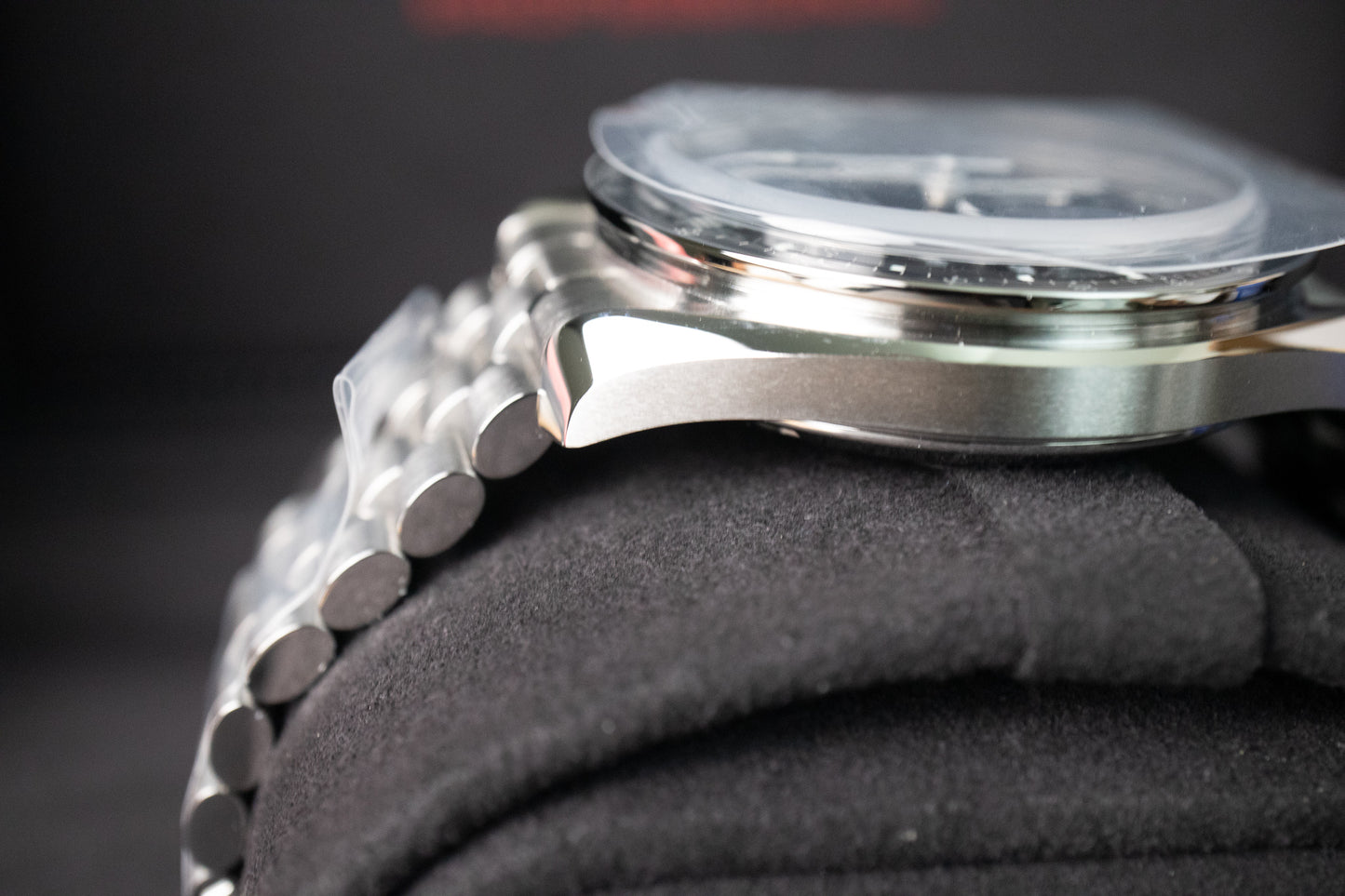 Omega Speedmaster 310.30.42.50.01.002 Sapphire