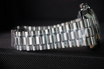 Omega Speedmaster 310.30.42.50.01.002 Sapphire