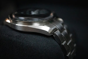 Pre-Owned Omega Speedmaster Pro Moonwatch 311.30.42.30.01.005 42MM Hesalite