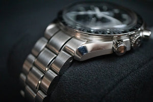 Pre-Owned Omega Speedmaster Pro Moonwatch 311.30.42.30.01.005 42MM Hesalite