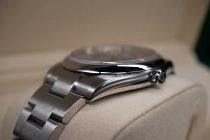 Pre-Owned: Rolex Oyster Perpetual 124300