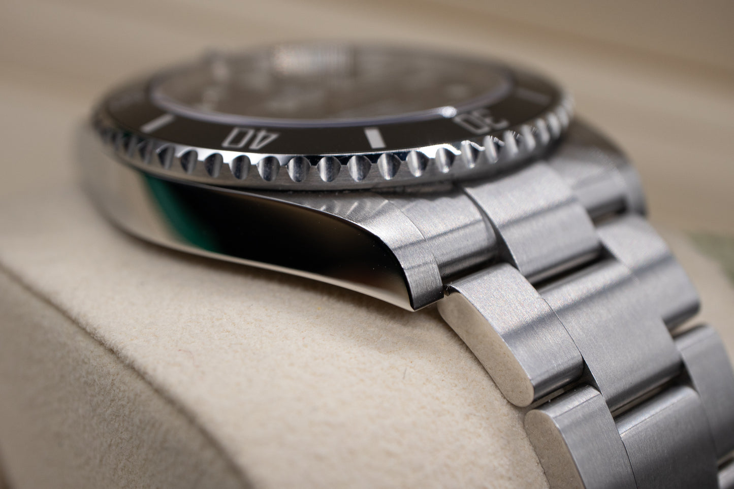 Pre-Owned Rolex Submariner No Date 124060