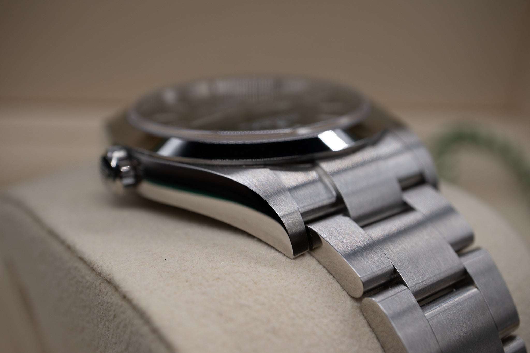 Pre-Owned: Rolex Explorer I 214270