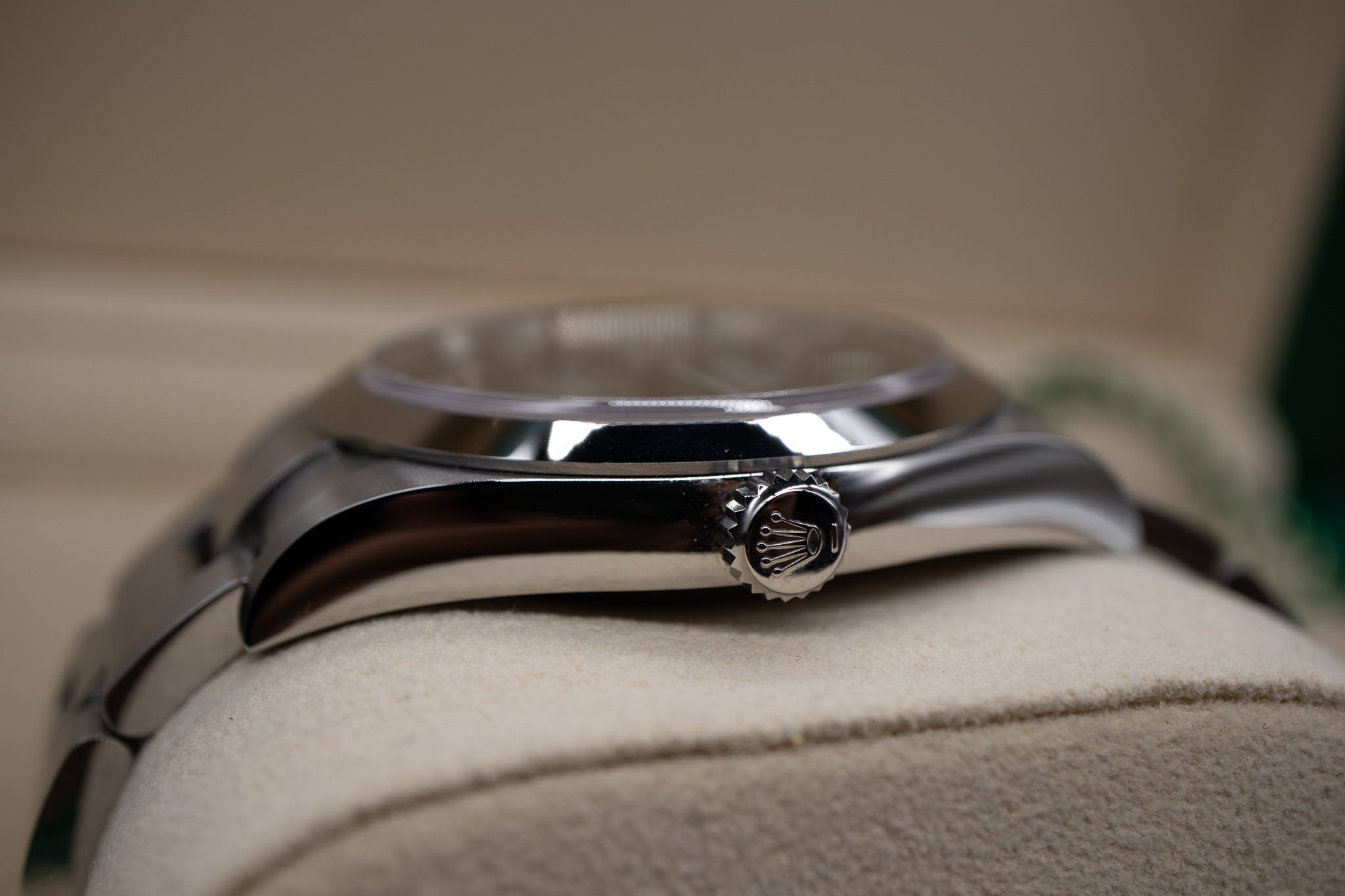 Pre-Owned: Rolex Explorer I 214270