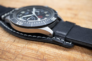 Pre-Owned Heuer Bundeswehr Bund 1550 SG (3H/T)