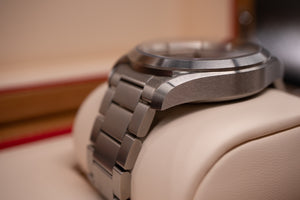 Pre-Owned Omega Railmaster