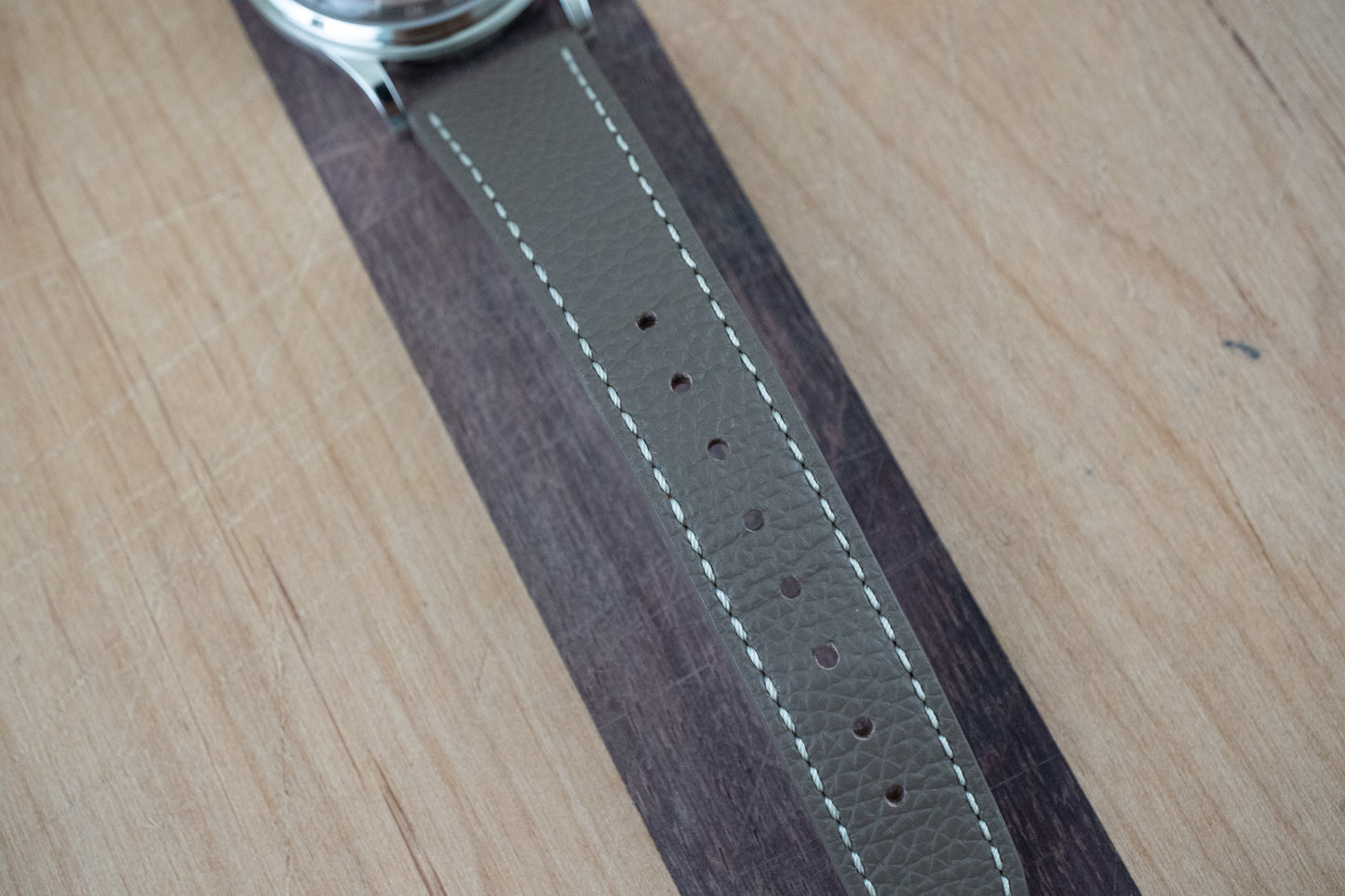 Pre-Owned: Furlan Marri Havana Salmon Dial 1031-A