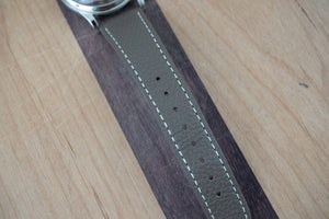 Pre-Owned: Furlan Marri Havana Salmon Dial 1031-A
