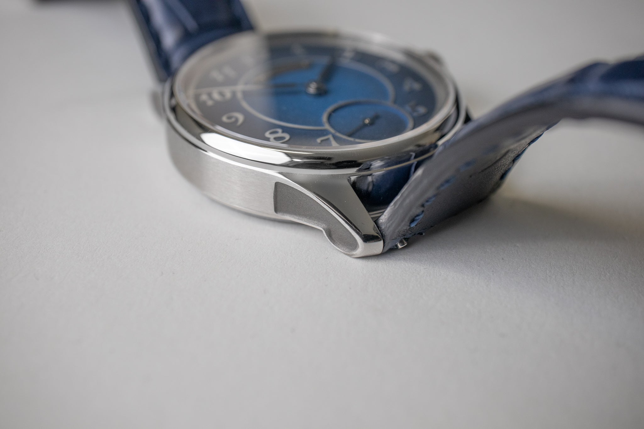 Laine Gelidus 2 Blue Fume Dial