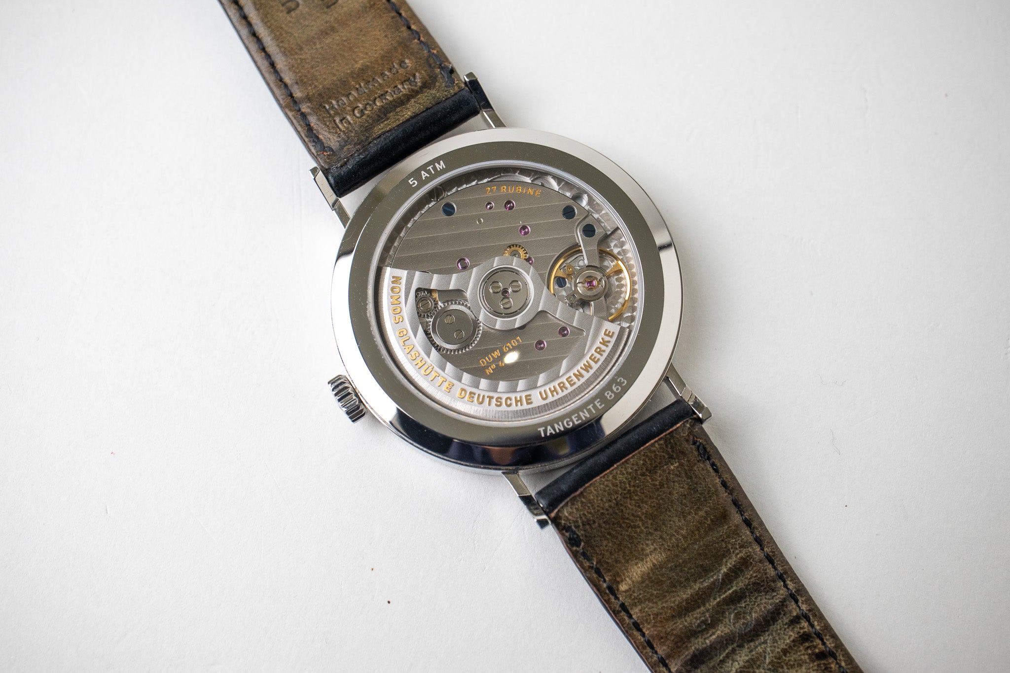 Nomos discount tangente 180