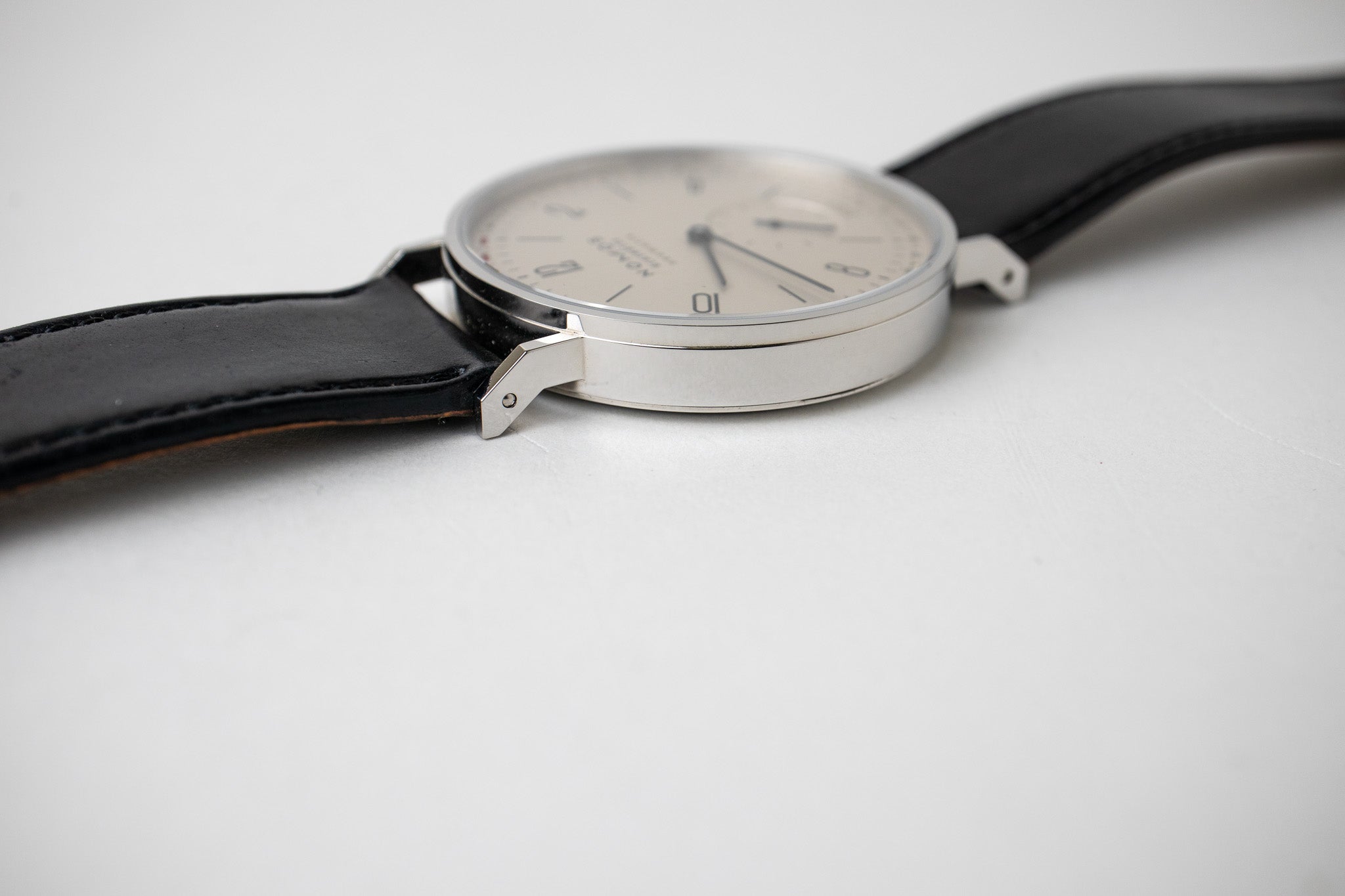Nomos Tangente Neomatik 41 180