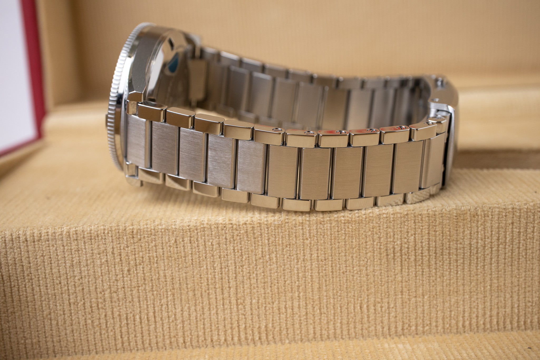 Omega Seamaster 300 1957 Trilogy 234.10.39.20.01.001