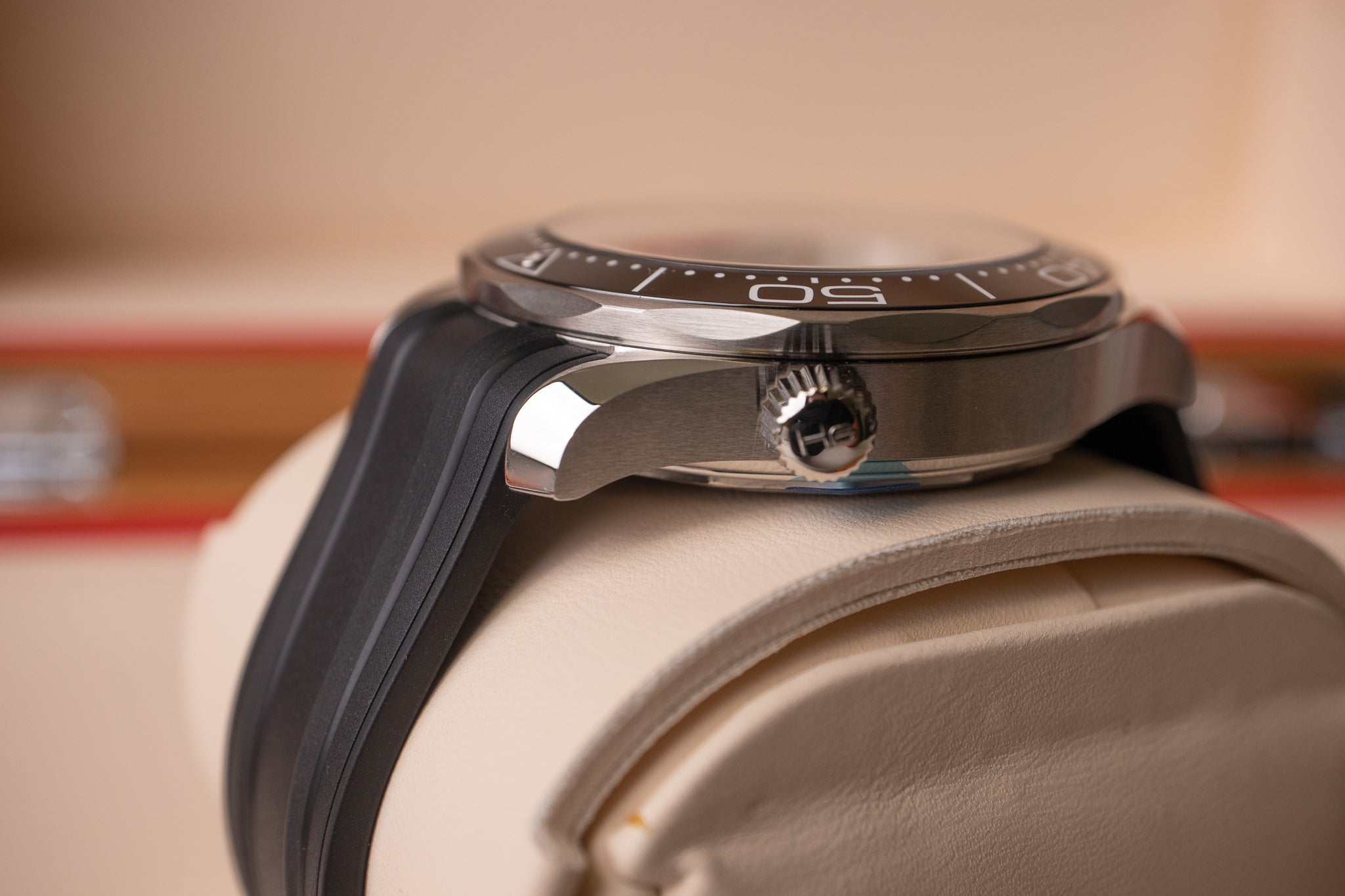 Omega Seamaster 300M 210.32.42.20.01.001