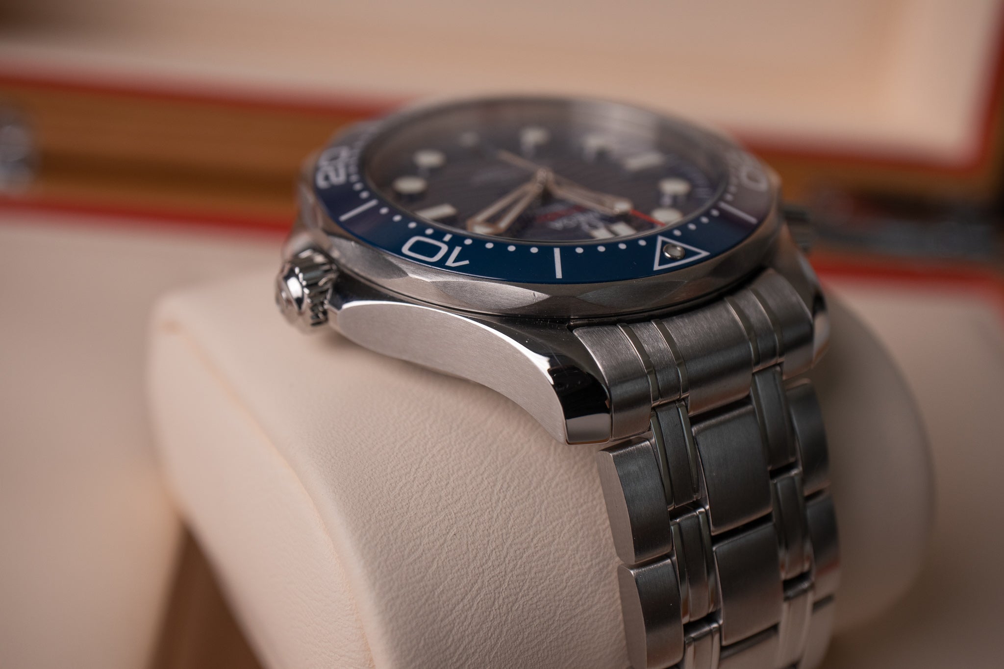 Omega Seamaster 300M 210.30.42.20.03.001