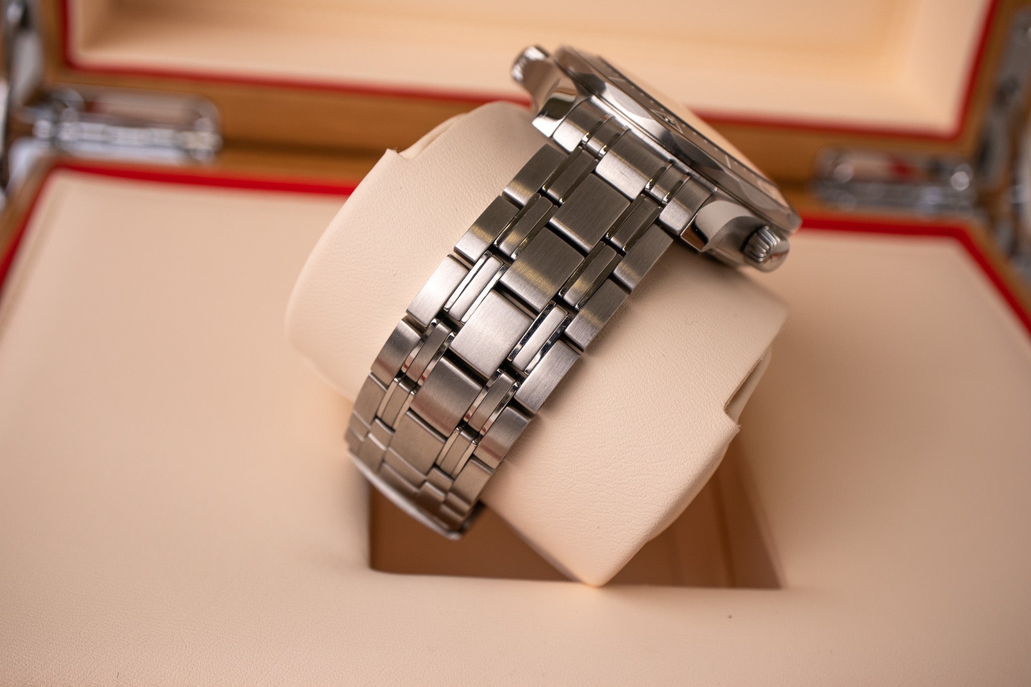 Omega Seamaster 300M Green 210.30.42.20.10.001