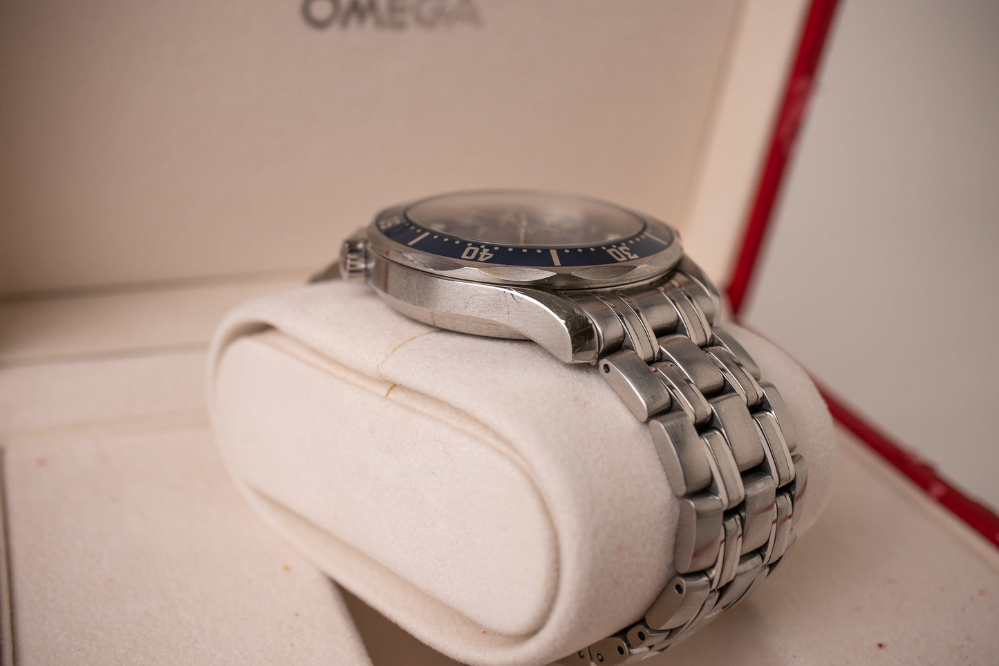 Omega Seamaster 300M James Bond 'Casino Royale' 2220.80