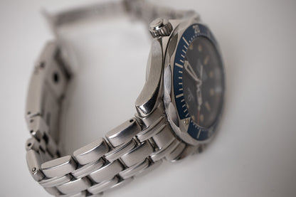 Omega Seamaster Midsize 2561.80