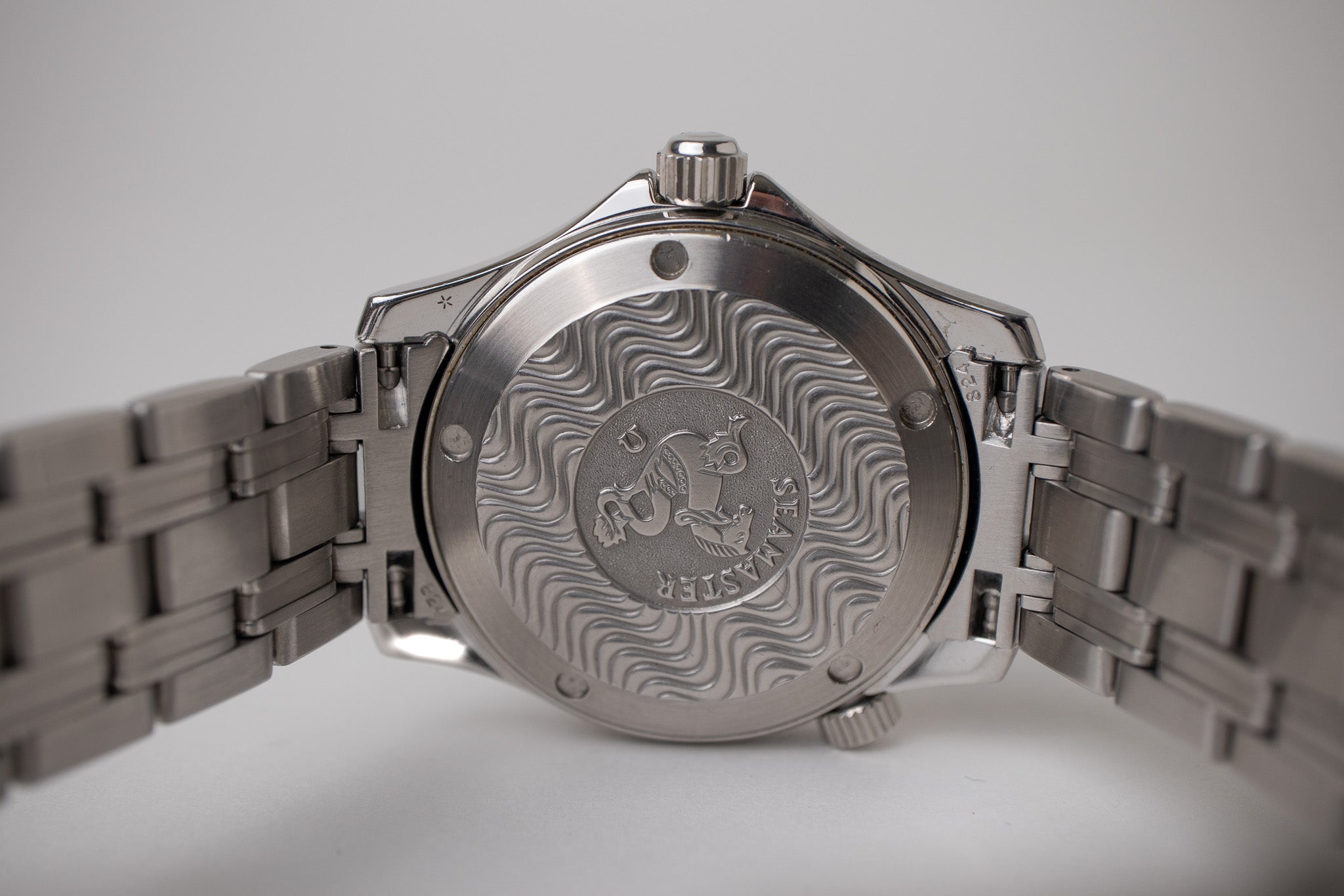 Omega Seamaster Midsize 2562.80 – Belmont Watches