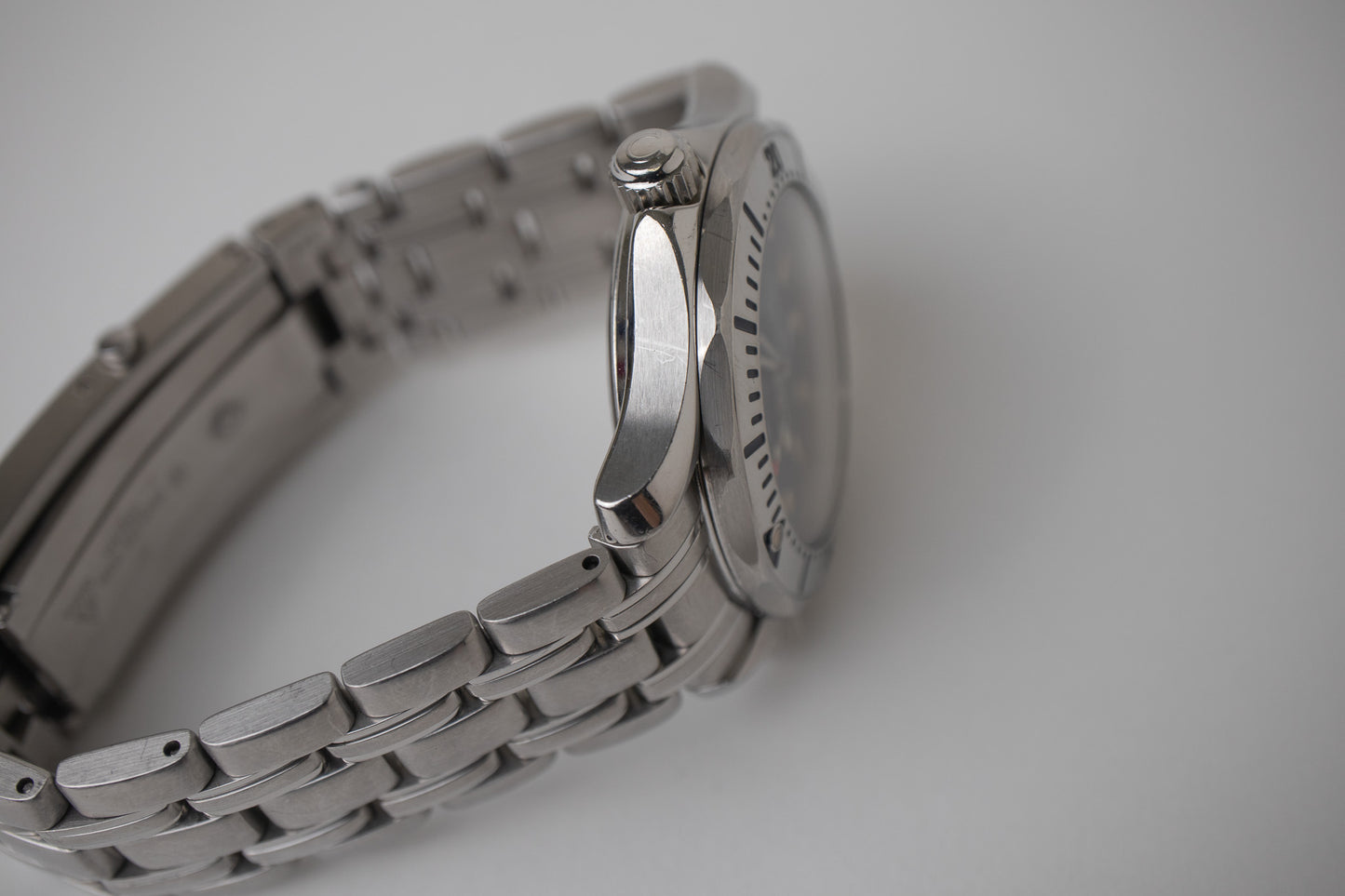 Omega Seamaster Midsize 2562.80