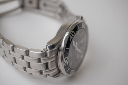 Omega Seamaster Quartz James Bond Midsize 2262.50