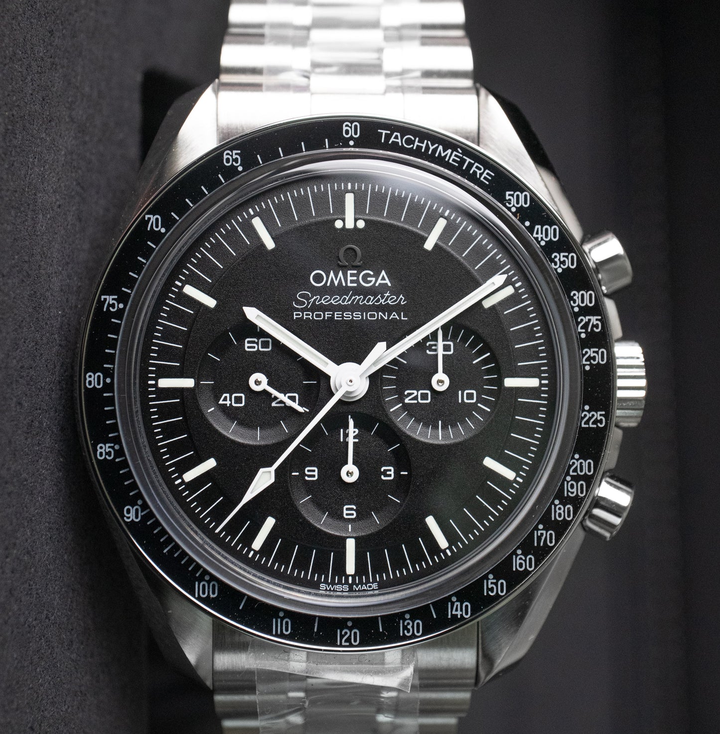 Omega Speedmaster 310.30.42.50.01.002 Sapphire