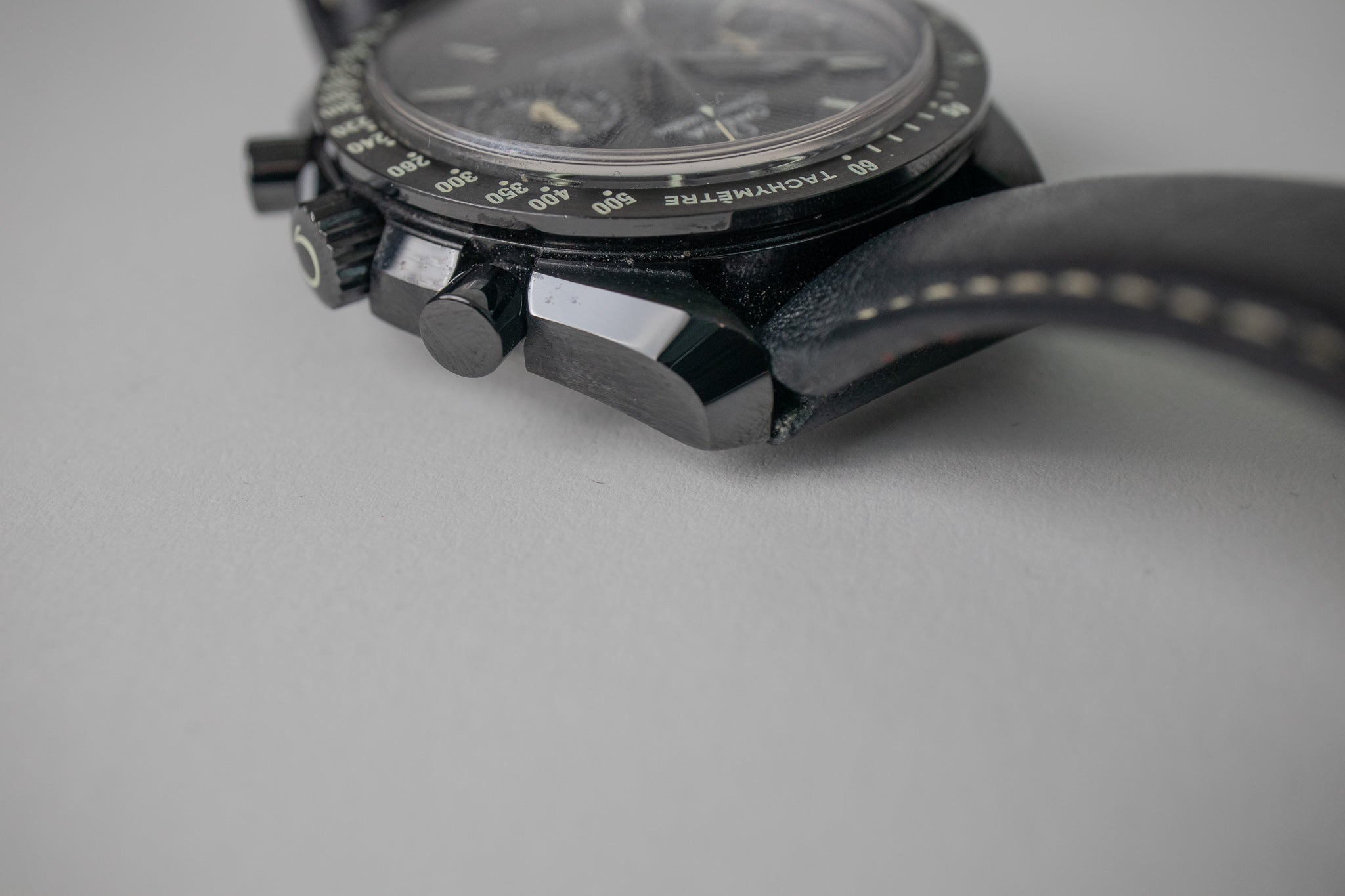 Omega Speedmaster Dark Side of The Moon Pitch Black