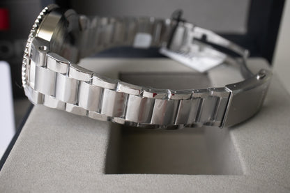 Oris Aquis Date Blue Dial