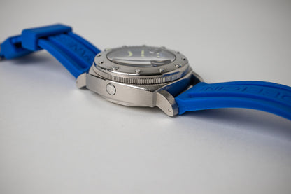 Panerai Luminor Submersible 1000M ‘La Bomba’ PAM87
