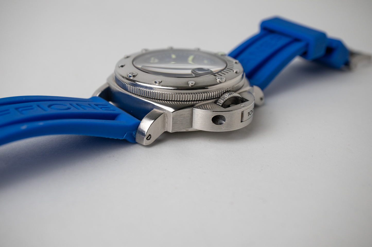 Panerai Luminor Submersible 1000M ‘La Bomba’ PAM87