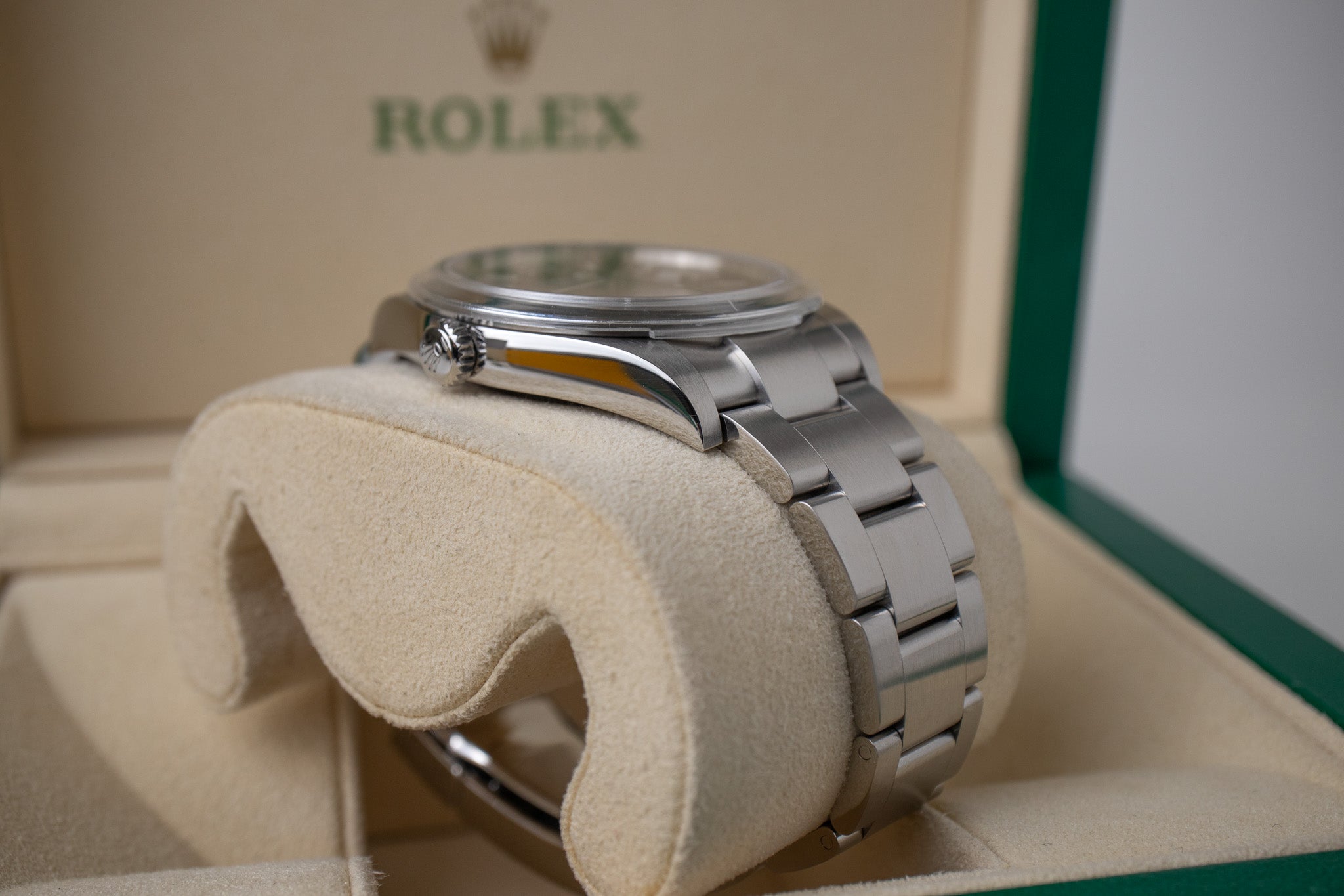 Rolex Explorer I 214270