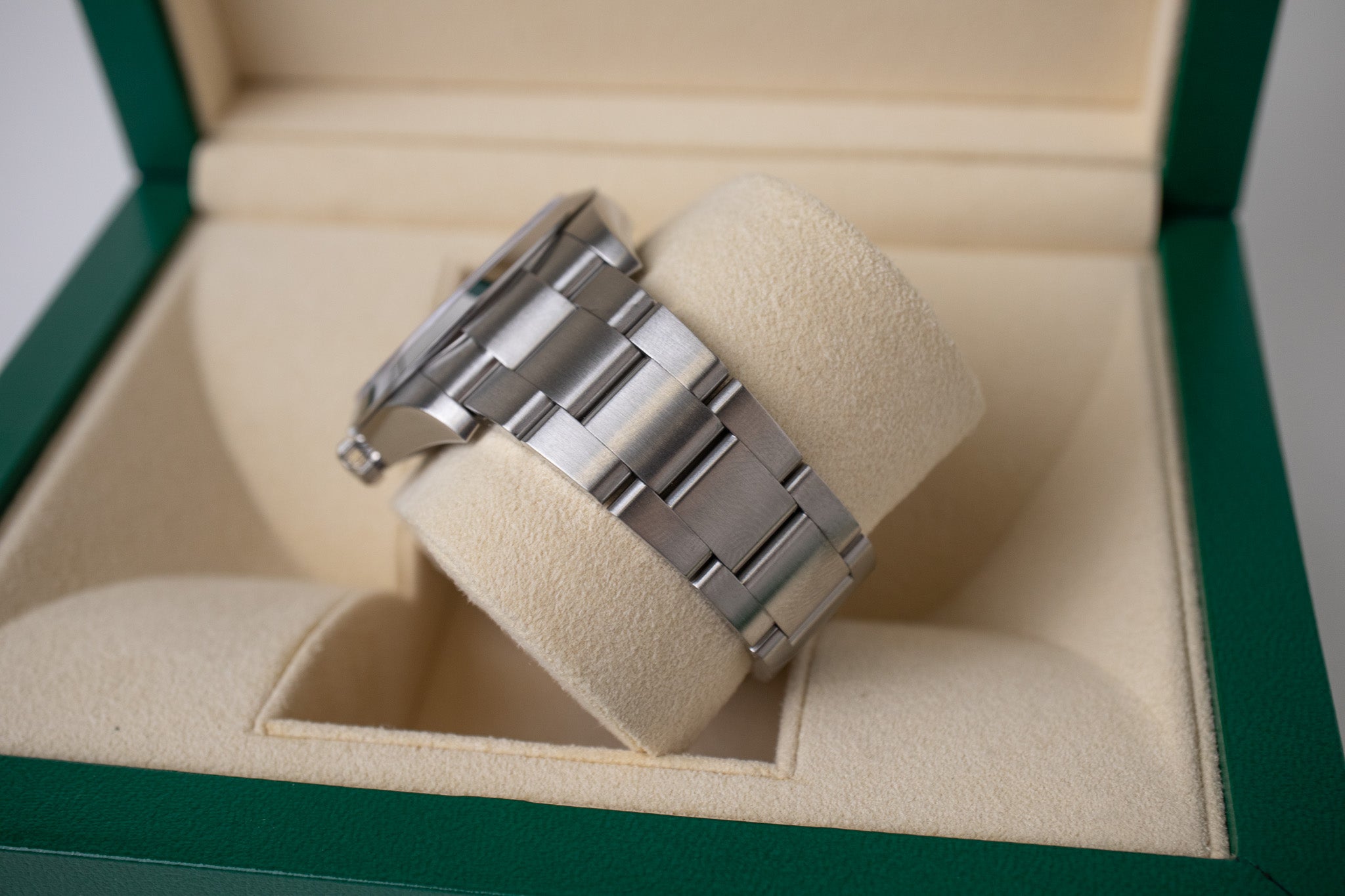 Rolex Explorer I 214270