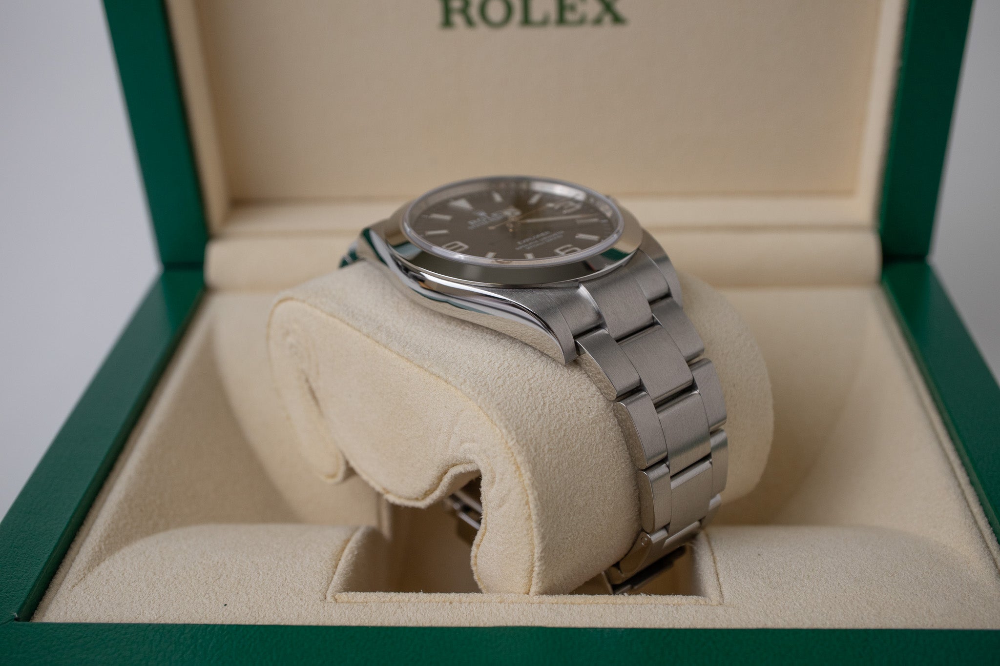 Rolex Explorer I 214270