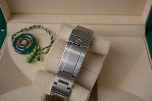 Rolex Explorer I 214270