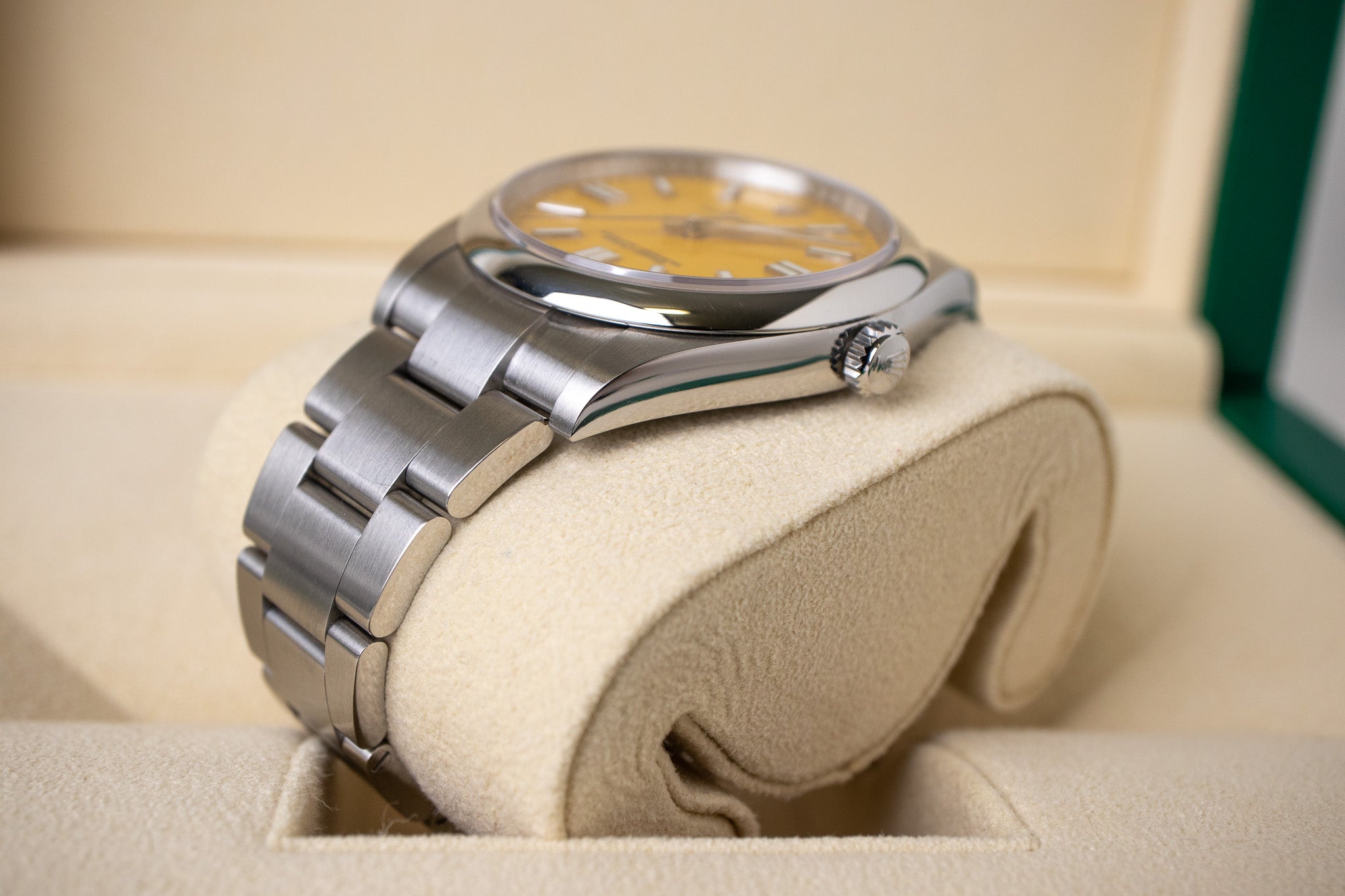 Rolex OP 41 Mustard Yellow 124300